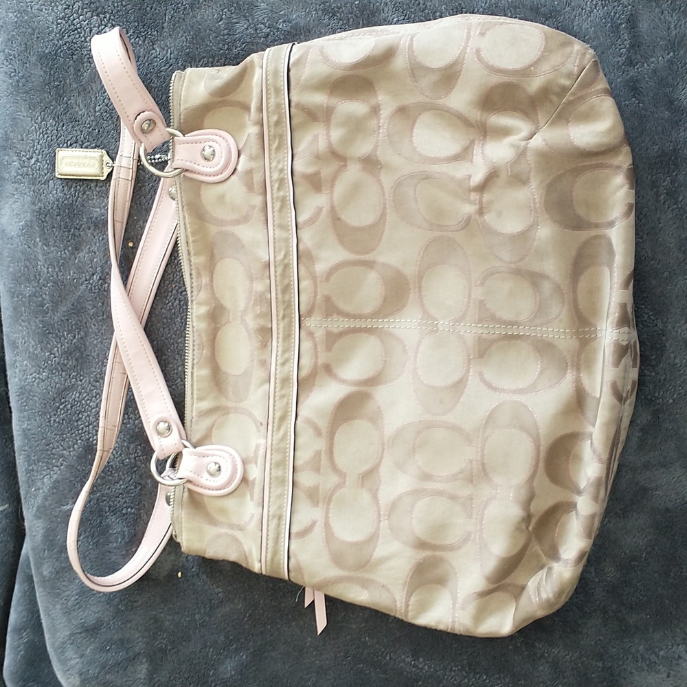 Coach purse - Picture 2 of 3